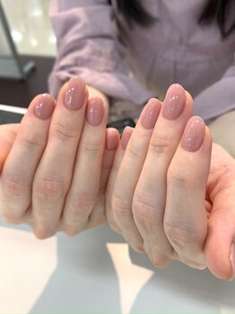 カーニバルマニア 大阪店(Carnival Mania)の写真/大人のためのネイルデザイン♪美肌にみえる肌馴染みのいいカラーやアートをご提案☆