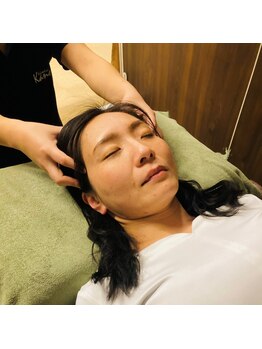 カノン(Kanon)の写真/快眠ヘッドスパでリフレッシュ！頭皮の血行促進で、頭～全身までスッキリ◎【ドライヘッドスパ60分¥5300】