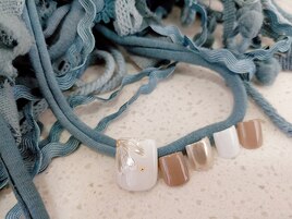 ミラーのお花で華やかに