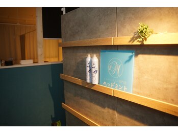 ヘッドミント 春日部店/入口（ドライヘッドスパ専門店）