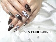 ヴィズクラブ バイ ビネル(Vi's CLUB by BINEL)