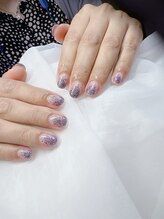 ティナ ネイルスタジオ(Tina Nail Studio)/ラメグラデーション