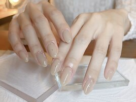 beige