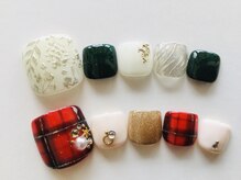 【全員オフ無料★】華やかデザイン定額フットネイル\8000