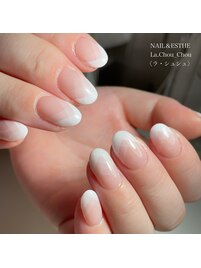 WラインVフレンチネイル