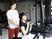 居留地フィットネス(居留地Fitness)/ラットプルダウン（ナロー）