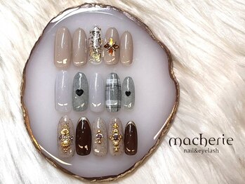 マシェリ 梅田店(macherie)の写真/【オフ無料クーポン有】初心者さんのネイルLIFEを応援♪ワンカラー、最新デザイン多数の定額アートまで★
