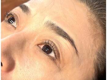 ペルナ perna/リフトアップに・ラッシュリフト