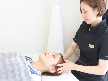 ミライズ 熊本健軍店/首・肩の深部までほぐす