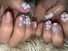 ネイルサロン シェリ(NAIL SALON Cheri)の雰囲気（パラジェルベース〇春を感じる桜ネイル！手描きです）