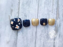 フットネイル 10800円