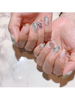 アティックネイルアトリエ(attic nail atelier)/ボタニカルネイル★