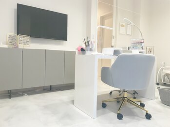 リナ ネイル(Linanails)/サロン店内