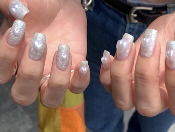 リッシュ(RICHE)/ラメ×パールハートネイル