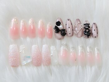 ノアラネイル(NoaRaNail)の写真/【パーツつけ放題あり】ベース自由のゴージャスつけ放題で理想の指先へ。