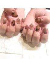 アース コアフュールボーテ 松本庄内店(EARTH coiffure beaute)/べっこうネイル　8200円