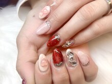 マシェリ(MA CHERIE)/大人いちごネイル