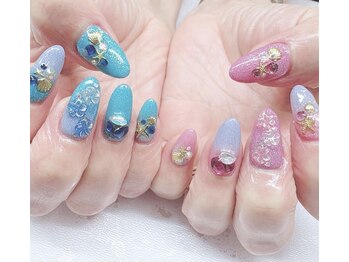 ネイル グレア(Nail glare)/