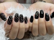 ネイル スパ ココプラス(Nail spa Cocoplus)/アシメなゼブラ柄ネイル
