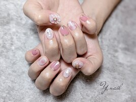 お花といちごのぷっくりネイル