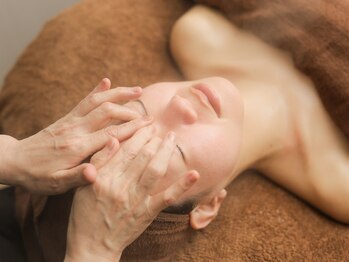 トゥシェワン(Toucher.one)/