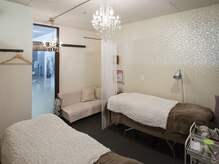 フォーリーフ four leaf/内観