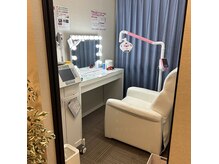 エクシアホワイトニング 町田店の雰囲気（明るく清潔な店内でホワイトニング♪[定額ホワイトニング/町田]）