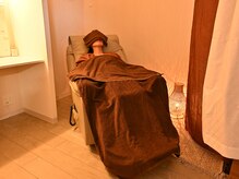 温浴＆オイルマッサージ　AMLA郡山店の雰囲気（リクライニングソファーでもくつろげます）