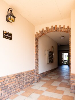 リラクゼーションサロン ナチュラル/マンションエントランス