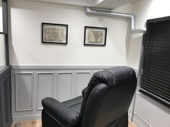 ディーディー(DxD)の写真/駅近でアクセス抜群！サラリーマンの方の印象UPに是非！リピーター様がさらにお得なので定期的に通えます◎