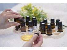 ティーツリーアロマアンドホリスティック(tea tree aroma & holistic)/呼吸がスムーズになる香りは？
