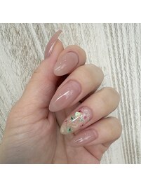 スタッフネイル
