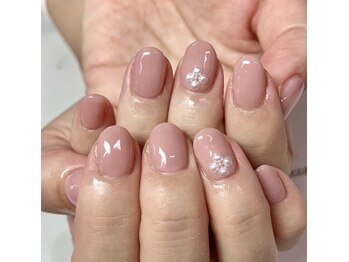 アイリッシュネイル 久屋大通店(Irish Nail)/ニュアンスベージュ×パール