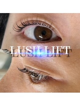 ルミエール(Lumiere)/ラッシュリフト☆彡