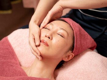 エステティックサロン 唯一/フェイシャルマッサージ