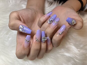 カットアンドスタイル クラウン(Cut & Style Clown)/ジェル/スカルプ/ネイル/横浜