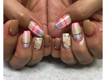 ネイルサロン ビューティーマジック 川口店/チェックネイル