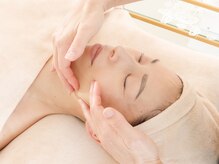 ヨーニ(YooNi)/フェイシャル【小顔】