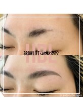 サロン ド ラグジュ/ハリウッドブロウリフト