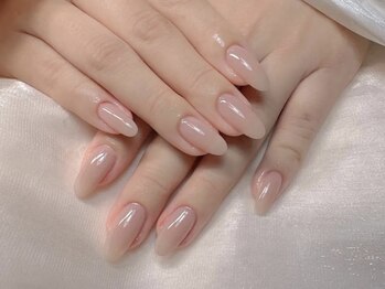 ハナ(Hana)の写真/フォルムと絶妙なカラーで見惚れるシンプルネイルに♪うる艶ワンカラー～奥行きのあるマグネットネイルも◎