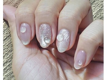 ヒアカ 東京ガーデンテラス店(Heaka)の写真/上品さをプラスしたマグネット＆ヌーディーカラーが充実☆大人女性の肌を美しく見せるカラーをご用意！