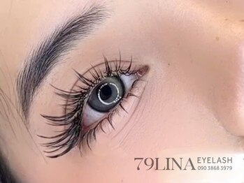 リナスパ(79LINA SPA)の写真/フラットラッシュ&ボリュームラッシュのMIX◎無制限オーダーメイドつけ放題で、圧倒的に可愛い目元を再現♪
