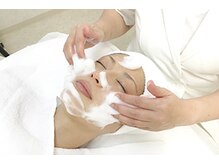 エステティックサロン ソル/ハーブピーリング工程【２】