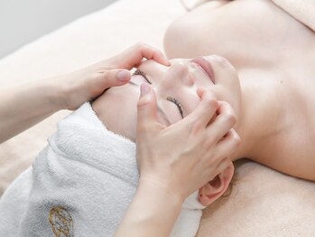 うるおい/小顔リンパフェイシャル