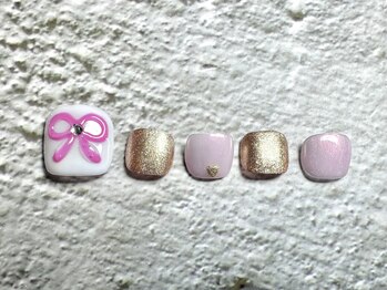 ぷっくりリボンネイル