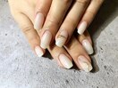 ホワイト×ニュアンスネイル