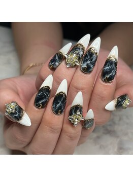 リノネイル(Lino Nail)/