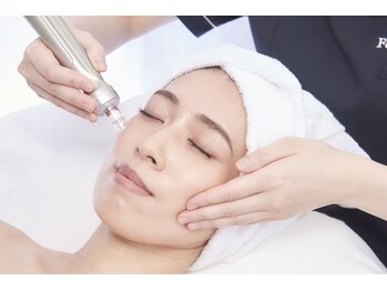 ブルーポイント(Blue Point)/(オプション)水素水ピーリング