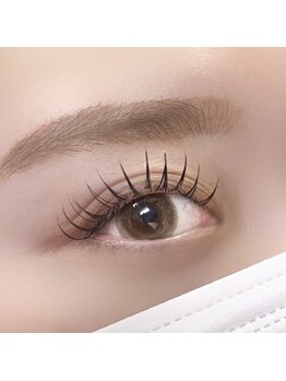 ロコラッシュ 池袋東口店/まつげパーマ/パリジェンヌ/LED