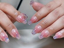 ヴィーナスネイル(Venus Nail)/長さ出しチークx氷ストーン